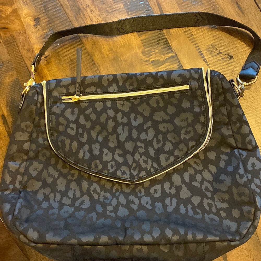 Stella & Dot Lady Boss Purse leopard print